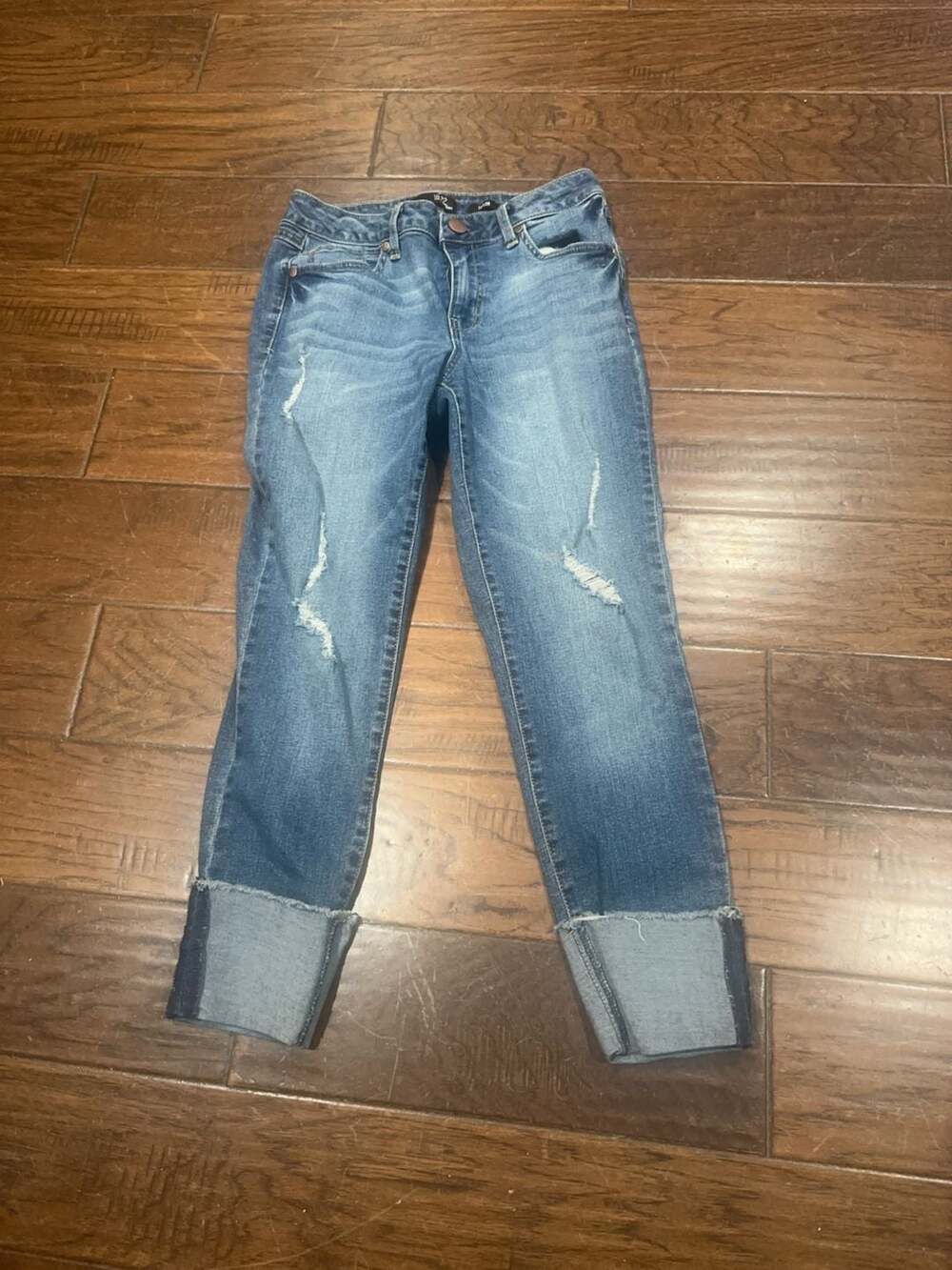 1822 Denim Taylor Distressed Cuffed Jeans Size 6
